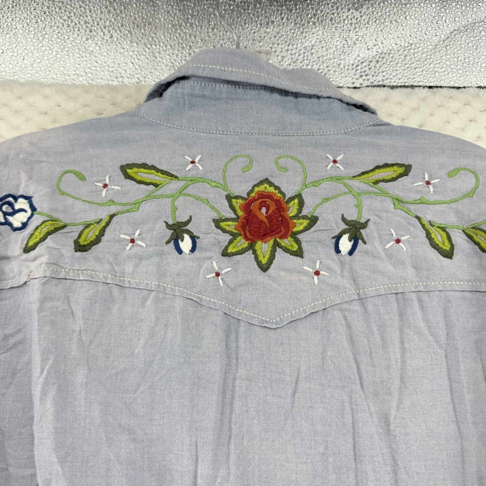 Lucky Brand Western Sportswear Embroidered Chambray Shirt Womens L Blue Cotton - Picture 10 of 11